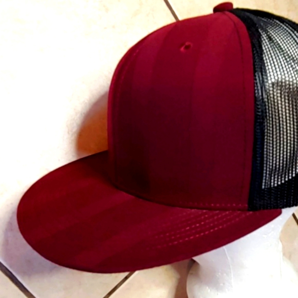 Unique Jacquard Stripe Truckers Cap - Picture 2 of 4